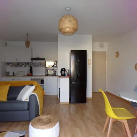 Bienvenue Au Cocon D'Alyssa Apartment Langon  Exterior photo